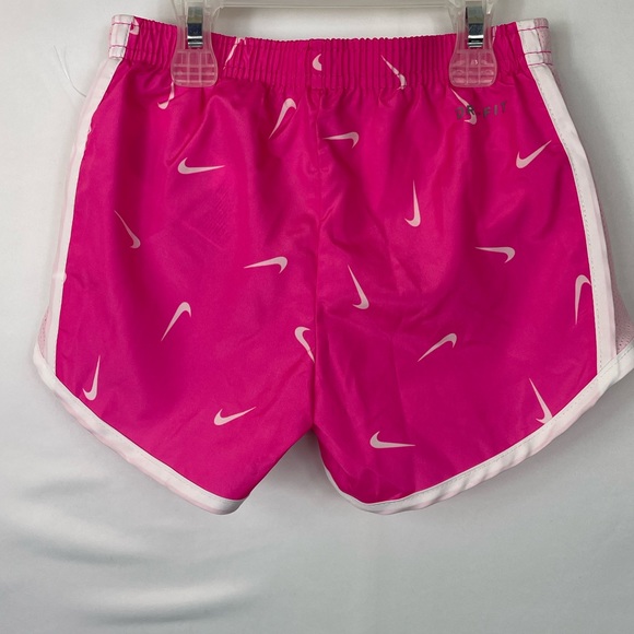 Nike Dri-Fit Pink Logo Shorts Girls 4 - Picture 5 of 12